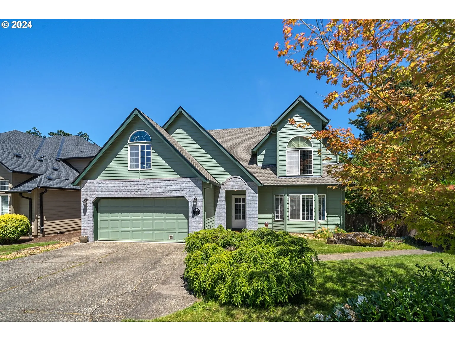 1903 Primrose Ln photo 1