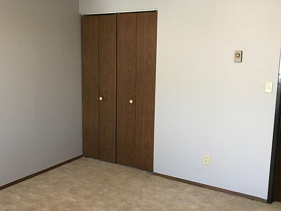 2nd image of 911 E Lincoln Ave APT 28