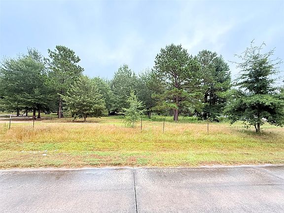 4th image of 41 County Road 3410