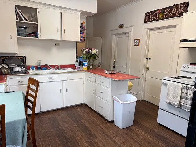 18 Weston St #1 — Photo 21