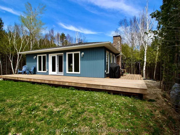 134 Maple Golf Cres, Northern Bruce Peninsula, ON N0H 2R0