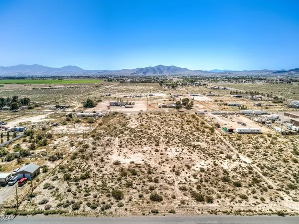 1841 N Lola Ln, Pahrump, NV 89060