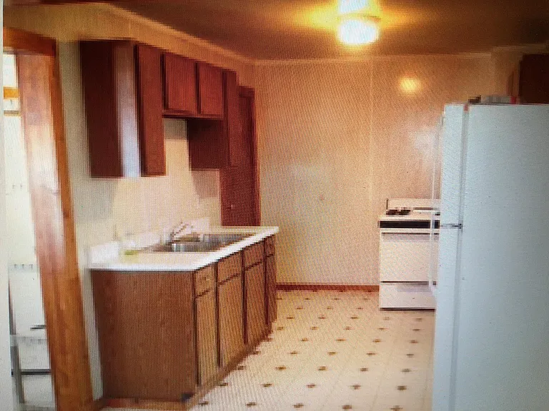 1939 S Hambleton St #1 — Photo 6