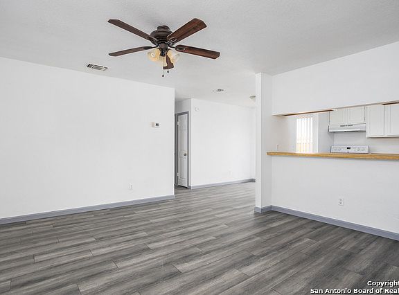 5th image of 5239 Gawain Dr