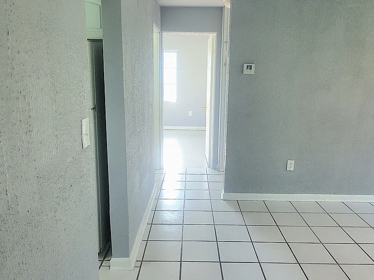 3306 Avenue Q — Photo 16
