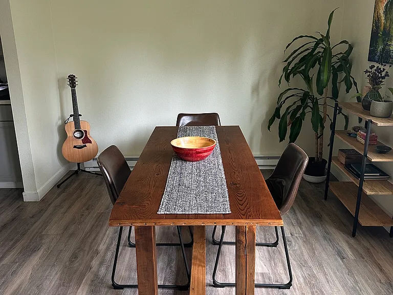 845 Woodbine Way — Photo 7
