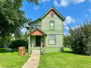 1202 Main St, Grinnell, IA 50112