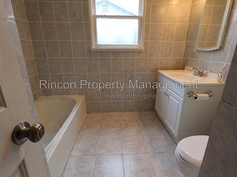 3570 S B St — Photo 13