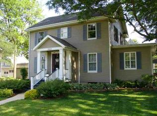 1449 W Stephenson St, Freeport, IL 61032