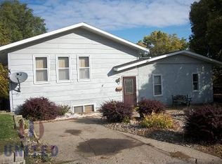 2001 W 14th St, Sioux City, IA 51103