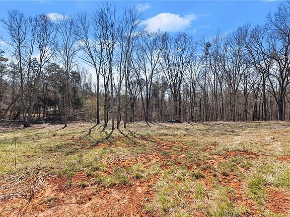 4th image of 5419 Highway 320