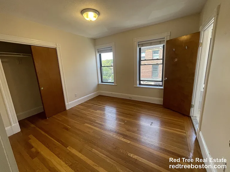 12 Dean Rd #3 — Photo 5