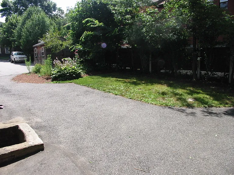 350 Harvard St #2 — Photo 10