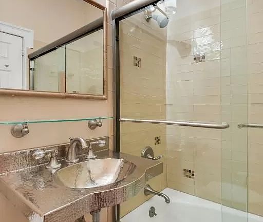 5th image of 79 W 12th St APT 14B