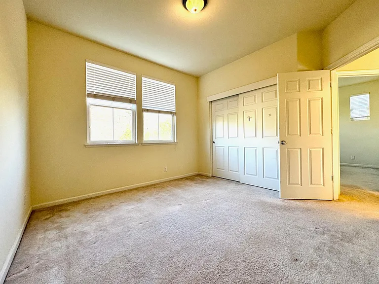 2455 Azevedo Ct — Photo 18