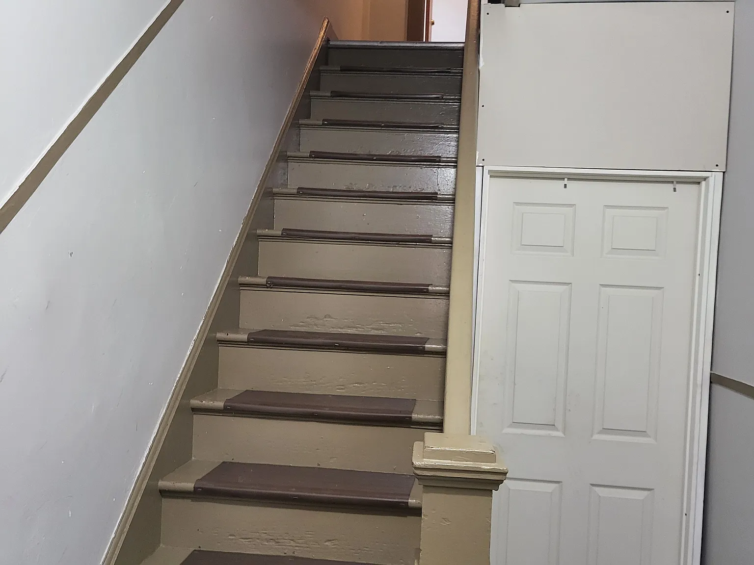 2 bed, 900 sqft, $2,075 — Photo 3