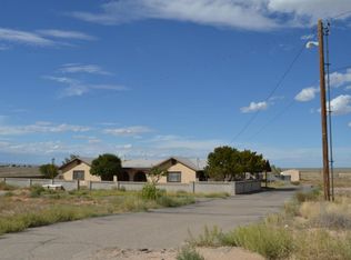 63 Turbo Rd, Los Lunas, NM 87031