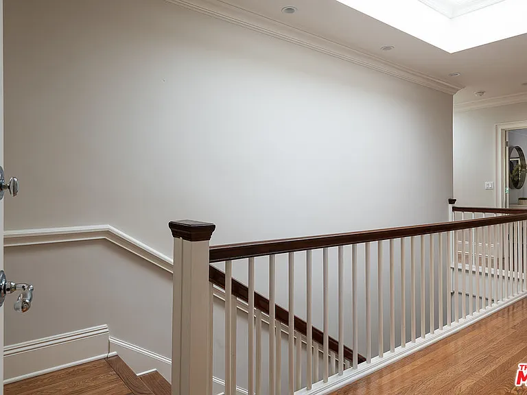 801 Devon Ave — Photo 16