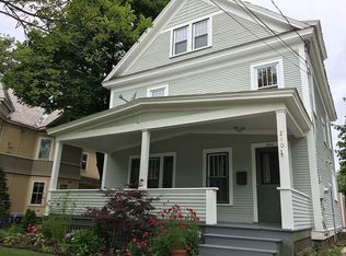 240 Loomis St, Burlington, VT 05401