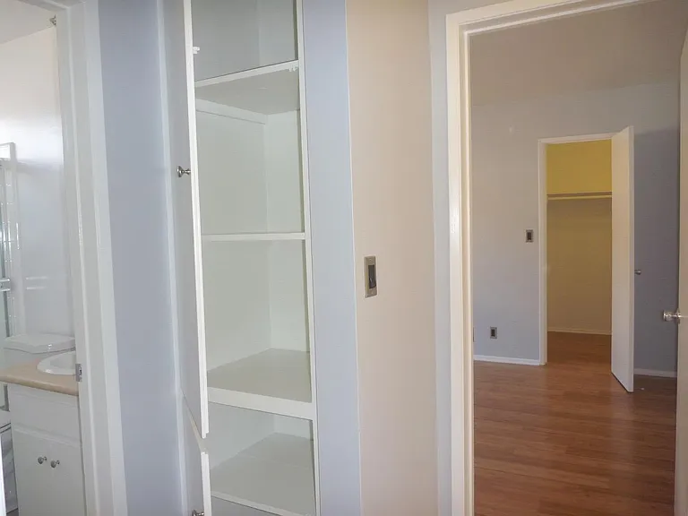 1527 Princeton St #5 — Photo 15