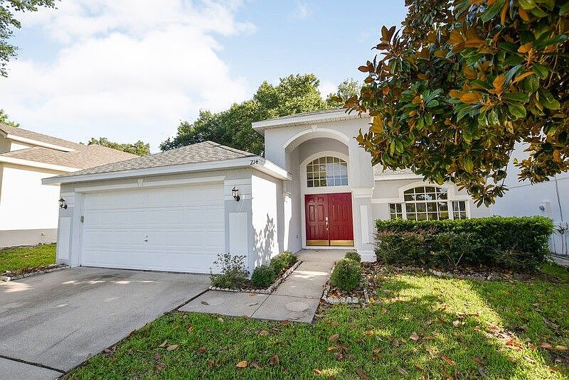 1st image of 214 Hanging Moss Cir