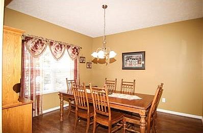 Formal dining room. Flooring is in a great condition!