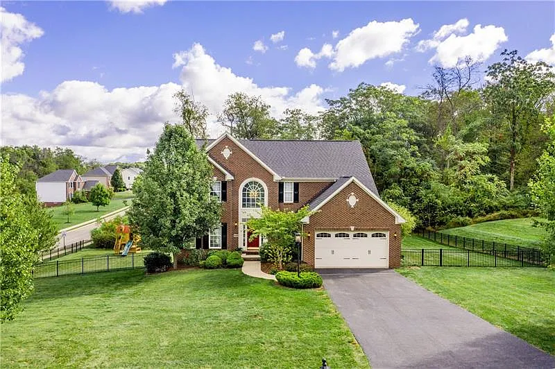 1430 Mystic Valley Dr photo 1