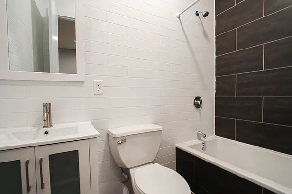 Rented by Owen Olivier, LREB | media 23
