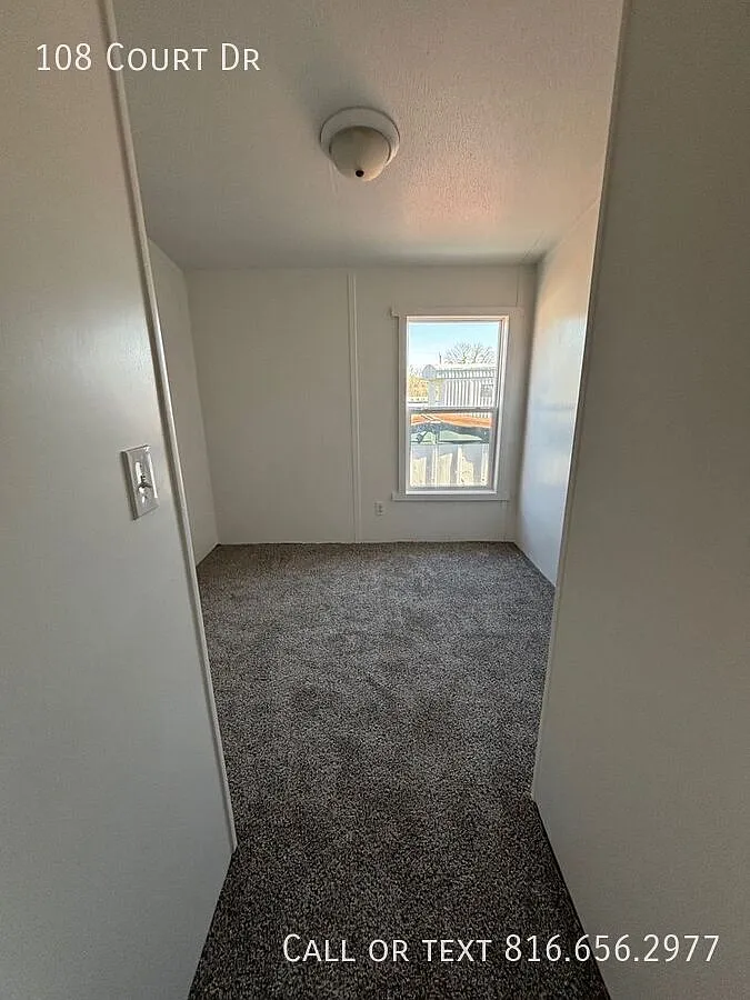 Newly Remodeled 2 Bed 1 Bath Home in Greenwood - 970 Sq Ft — Photo 3