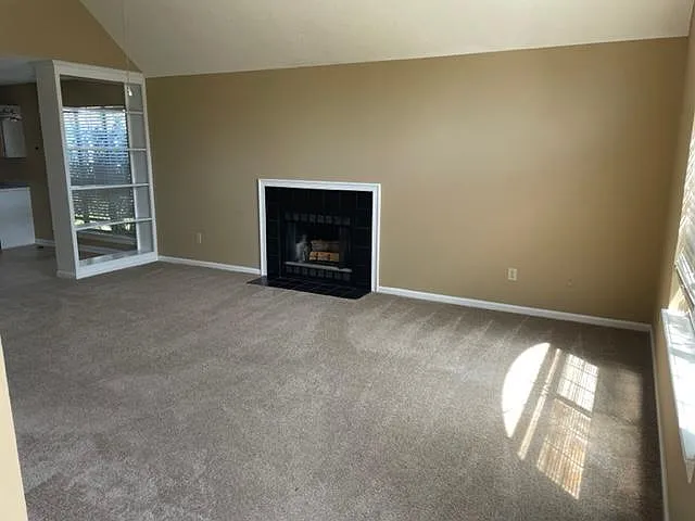 2 bed, 984 sqft, $1,450 — Photo 4