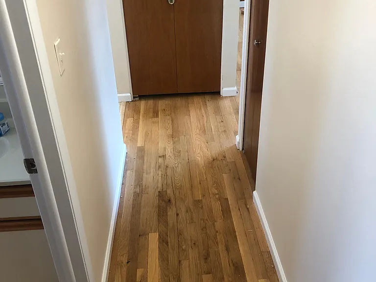 35138 Sansburn St — Photo 12