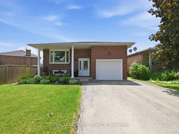 28 Rollins Dr, Welland, ON L3C 6Z8