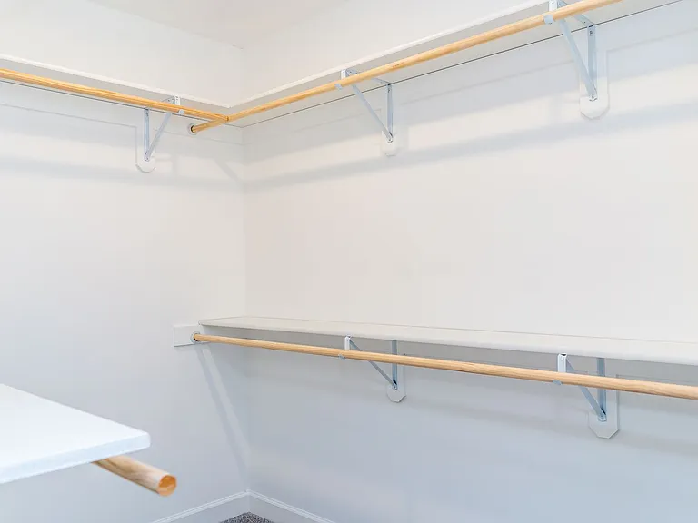 4820 Valley Forge Cir — Photo 29