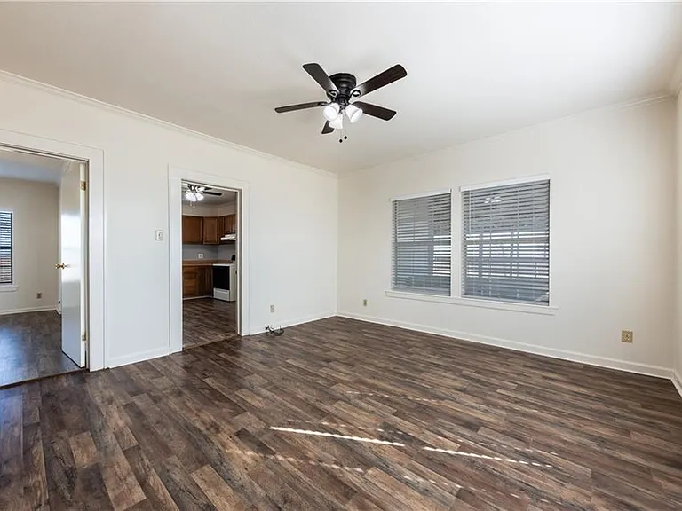 13817 Abrahamson Ct — Photo 9