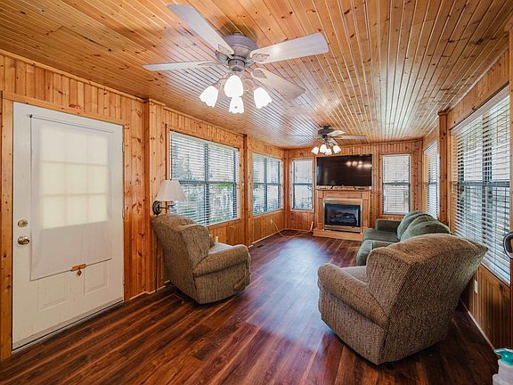 4th image of 76 Skeeter Creek Dr