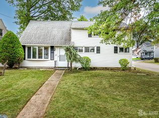 229 Bloomfield Ave, Iselin, NJ 08830