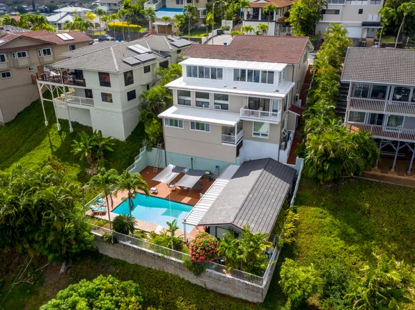 1326 Aulepe St #2, Kailua, HI 96734