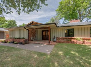 725 W Timberdell Rd, Norman, OK 73072