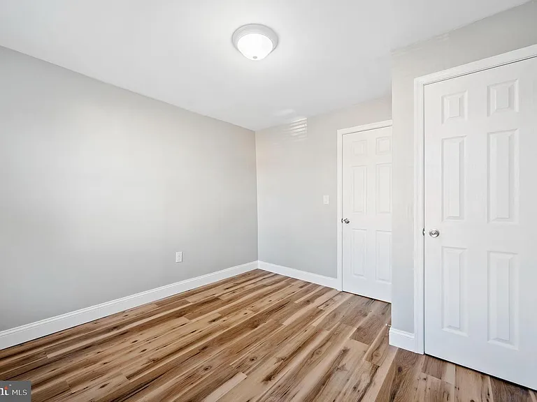 2131 E Clearfield St — Photo 12