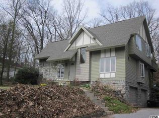 27 Eastwood Dr, Carlisle, PA 17015