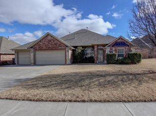 9600 Honeysuckle Rd, Oklahoma City, OK 73159