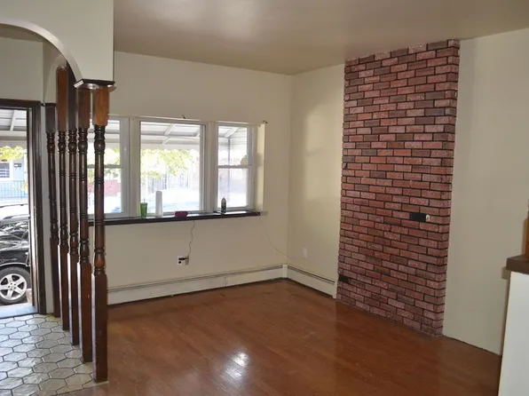 114 Mott St, Trenton, NJ 08611