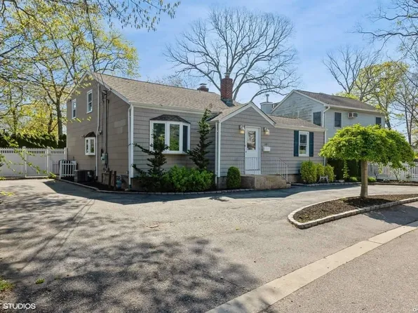 48 Fletcher Avenue, Merrick, NY 11566