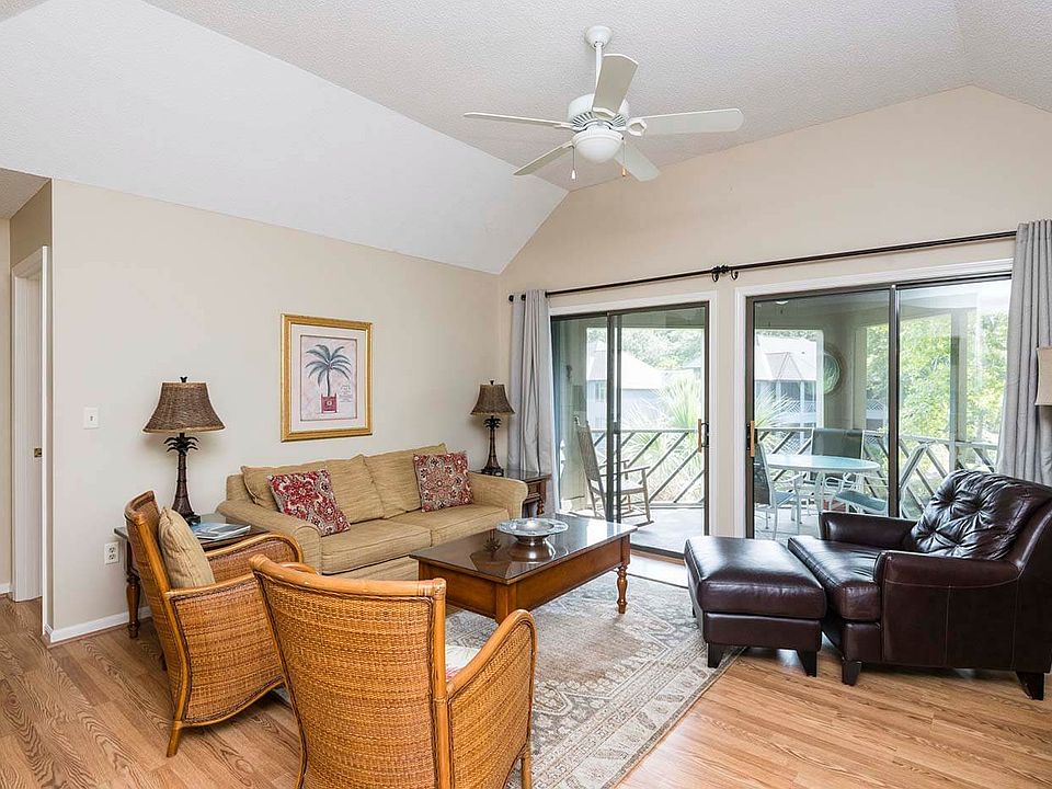 1st image of 4728 Tennis Club Ln
