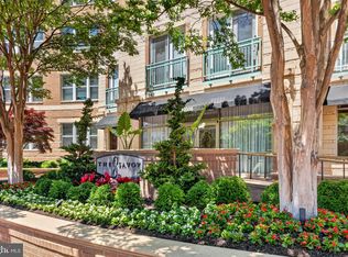 12000 Market St APT 266, Reston, VA 20190
