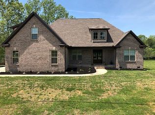 4386 Thick Rd, Chapel Hill, TN 37034