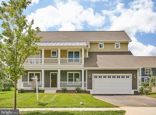 413 Madison St, Herndon, VA 20170