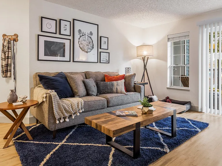 Artesia Apartments — Photo 5
