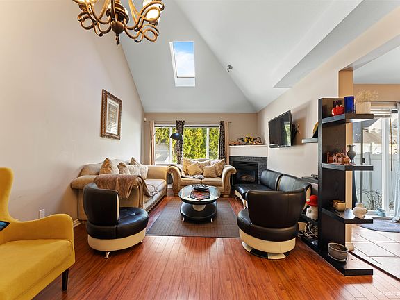 3rd image of 13918 58th Ave #48