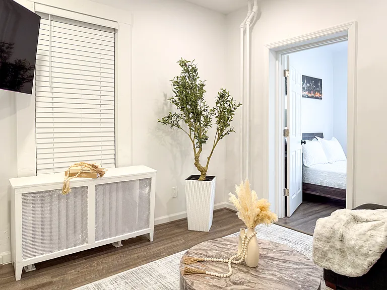 243 Lincoln Ave #2 — Photo 7